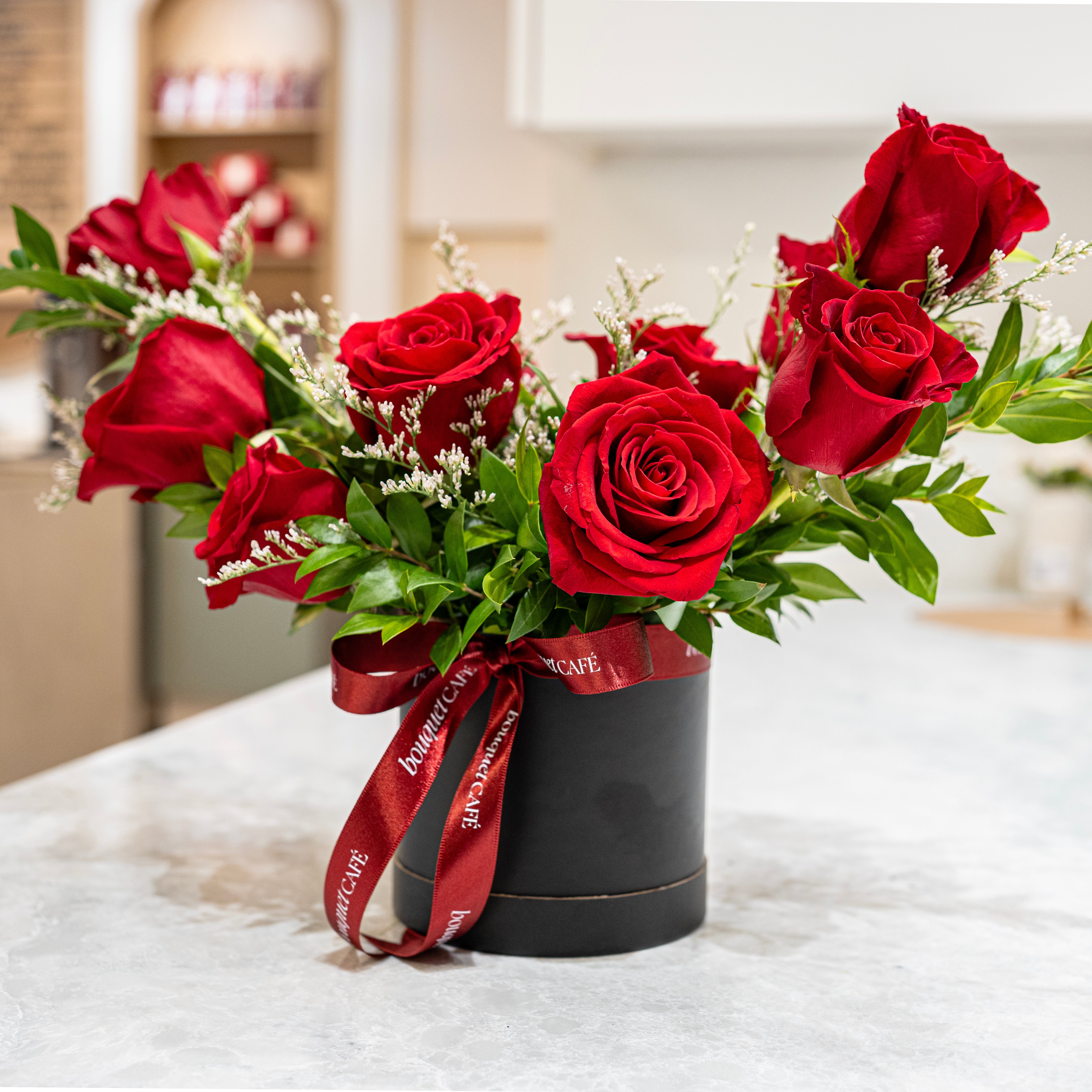 Granville After Dark is a refined red rose hat box from our Valentine’s collection. Designed in Vancouver by Bouquet Café for timeless romantic moments.