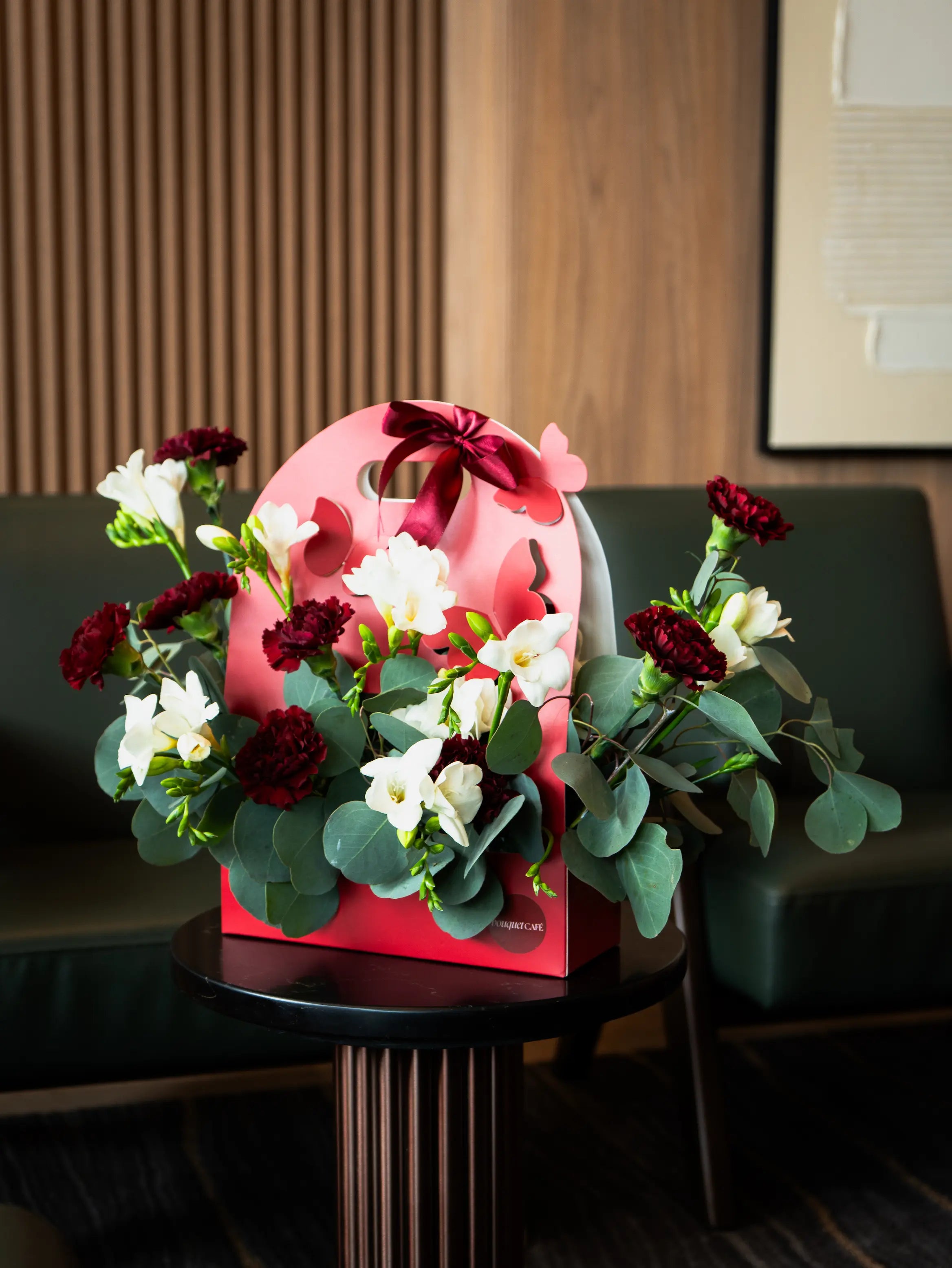 Bouquet Café, Vancouver coffee bar, flower shop Robson Street, Landmark Robson café, Vancouver florist café, floral coffee shop, Vancouver café opening, family-owned café Vancouver, coffee and flowers, coffee bouquet gift, Robson St café