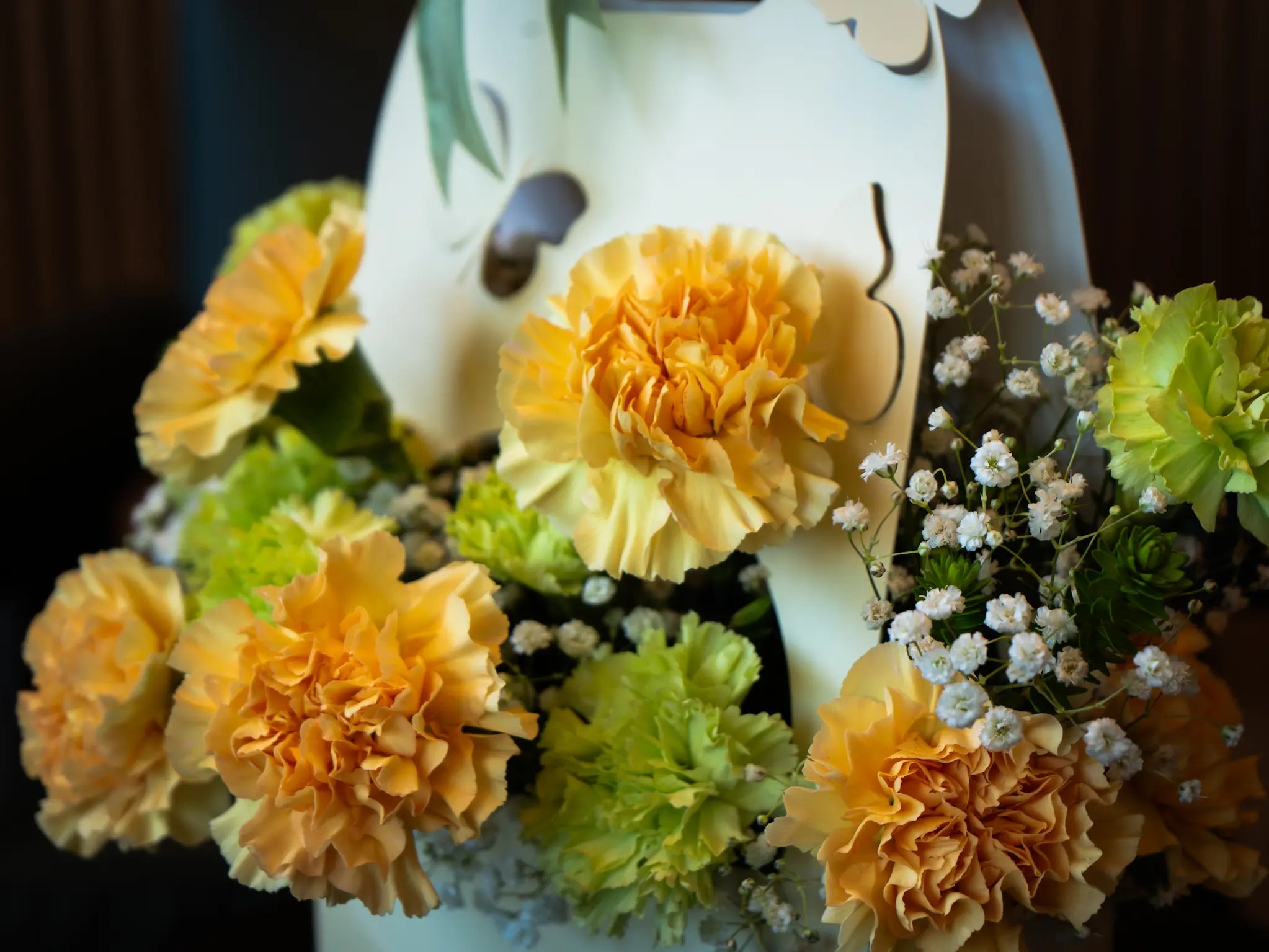 Bouquet Café, Vancouver coffee bar, flower shop Robson Street, Landmark Robson café, Vancouver florist café, floral coffee shop, Vancouver café opening, family-owned café Vancouver, coffee and flowers, coffee bouquet gift, Robson St café
