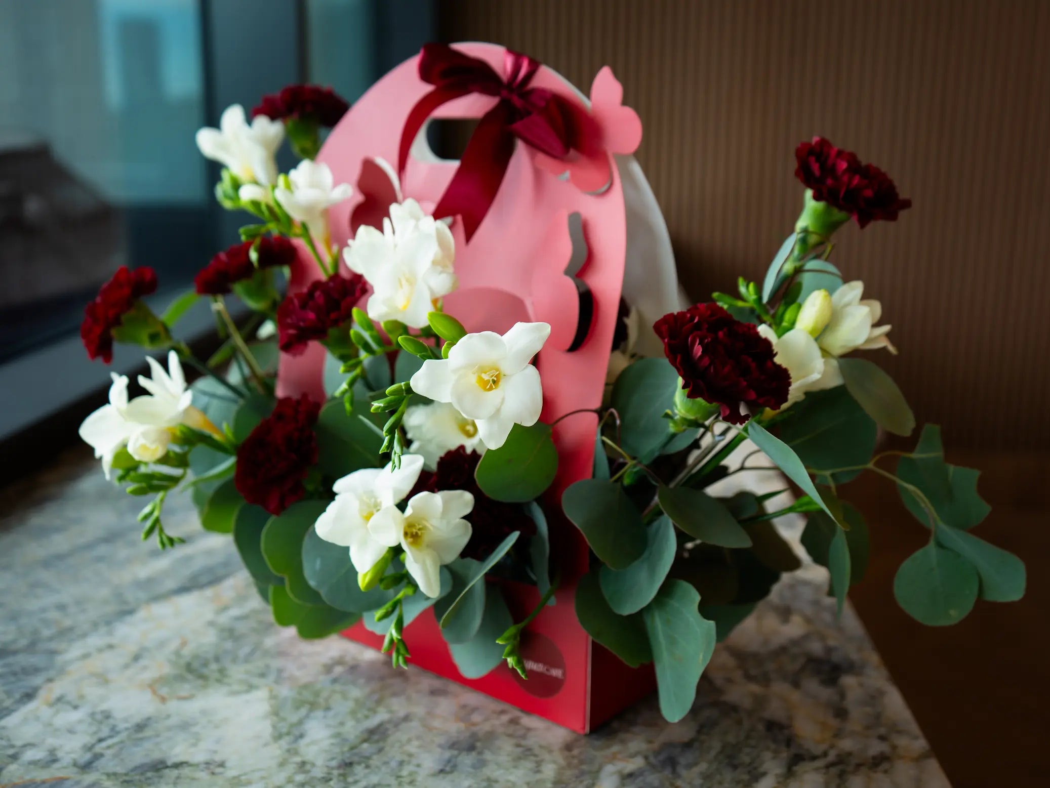 Bouquet Café, Vancouver coffee bar, flower shop Robson Street, Landmark Robson café, Vancouver florist café, floral coffee shop, Vancouver café opening, family-owned café Vancouver, coffee and flowers, coffee bouquet gift, Robson St café
